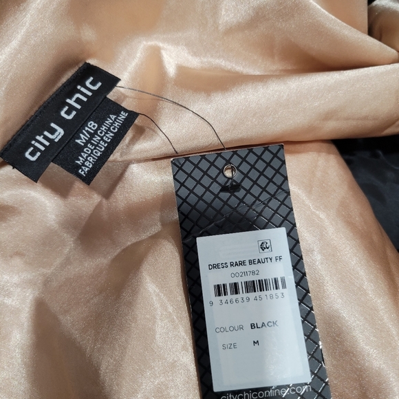 City Chic Women' Black Rare Beauty  Lace Bodice Long Sleeve Dress Size M/18 - Picture 13 of 15